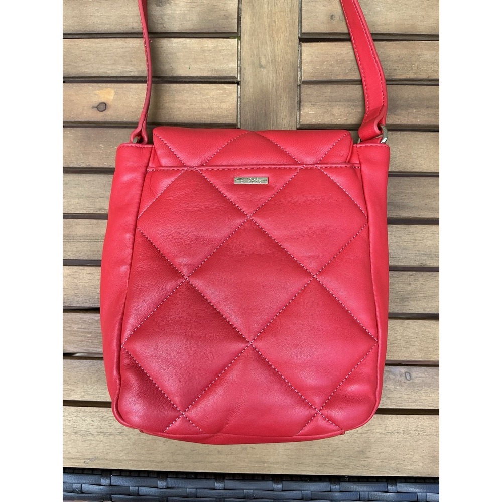 Vince Camuto Red Quilted Leather Soft Crossbody Bag Shoulder Purse - Picture 8 of 8